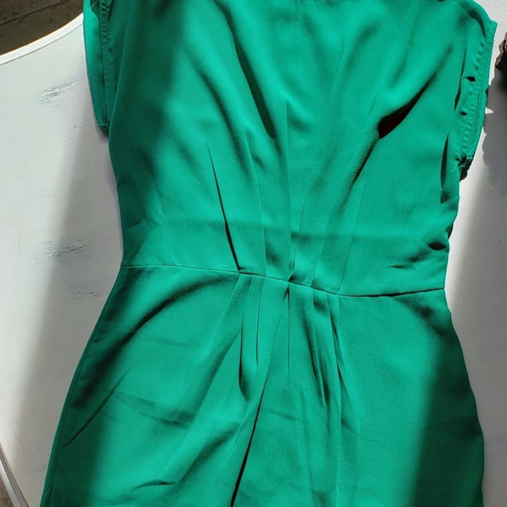 SUITEBLANCO green ruched short sleeve dress